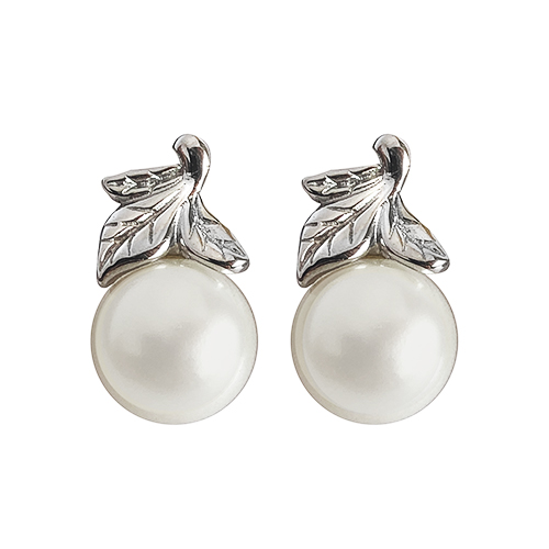 Silver Fresh Water Pearl Earring